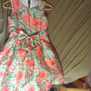 Walmart red and green